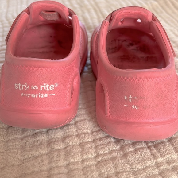 Stride rite infant shoes sz 4 - Picture 5 of 5